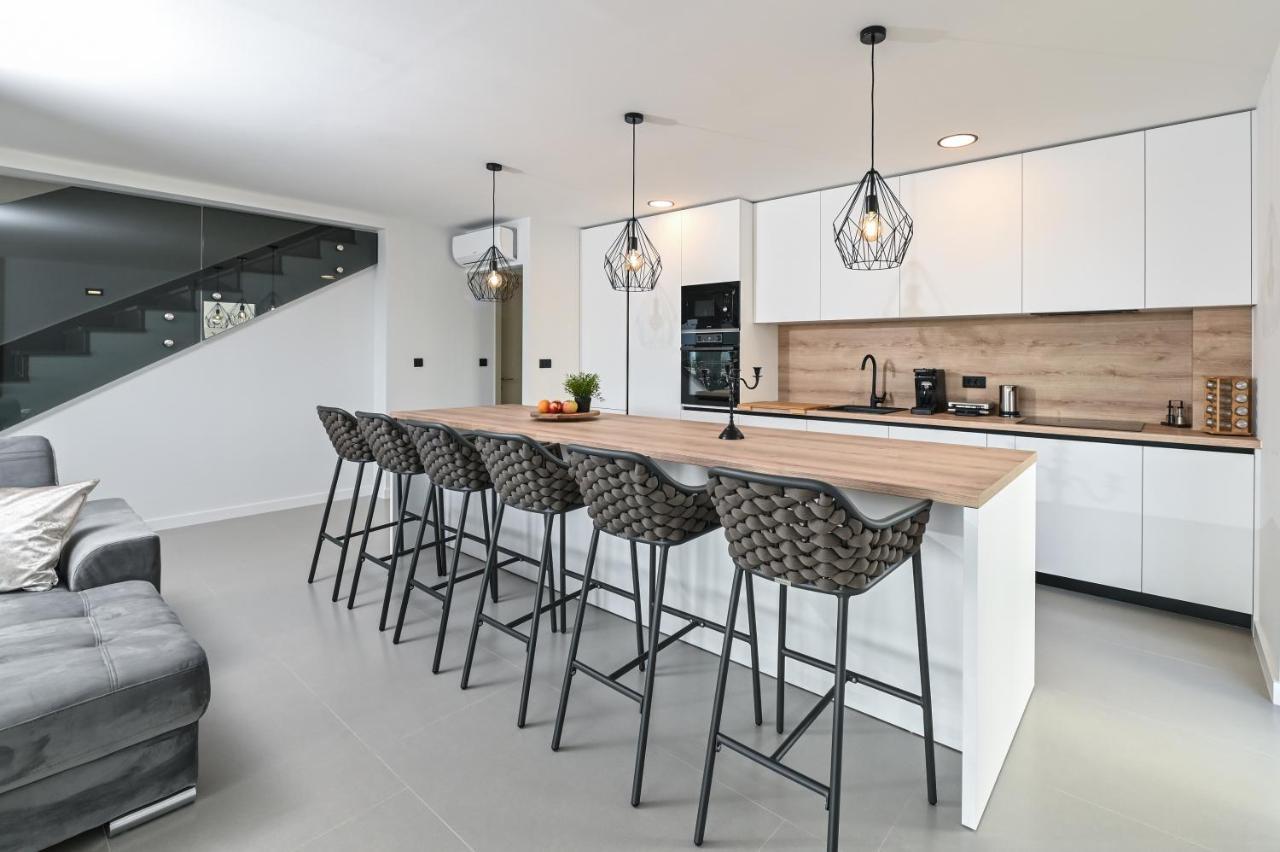 Luxury Great Escape & Noa Villa
