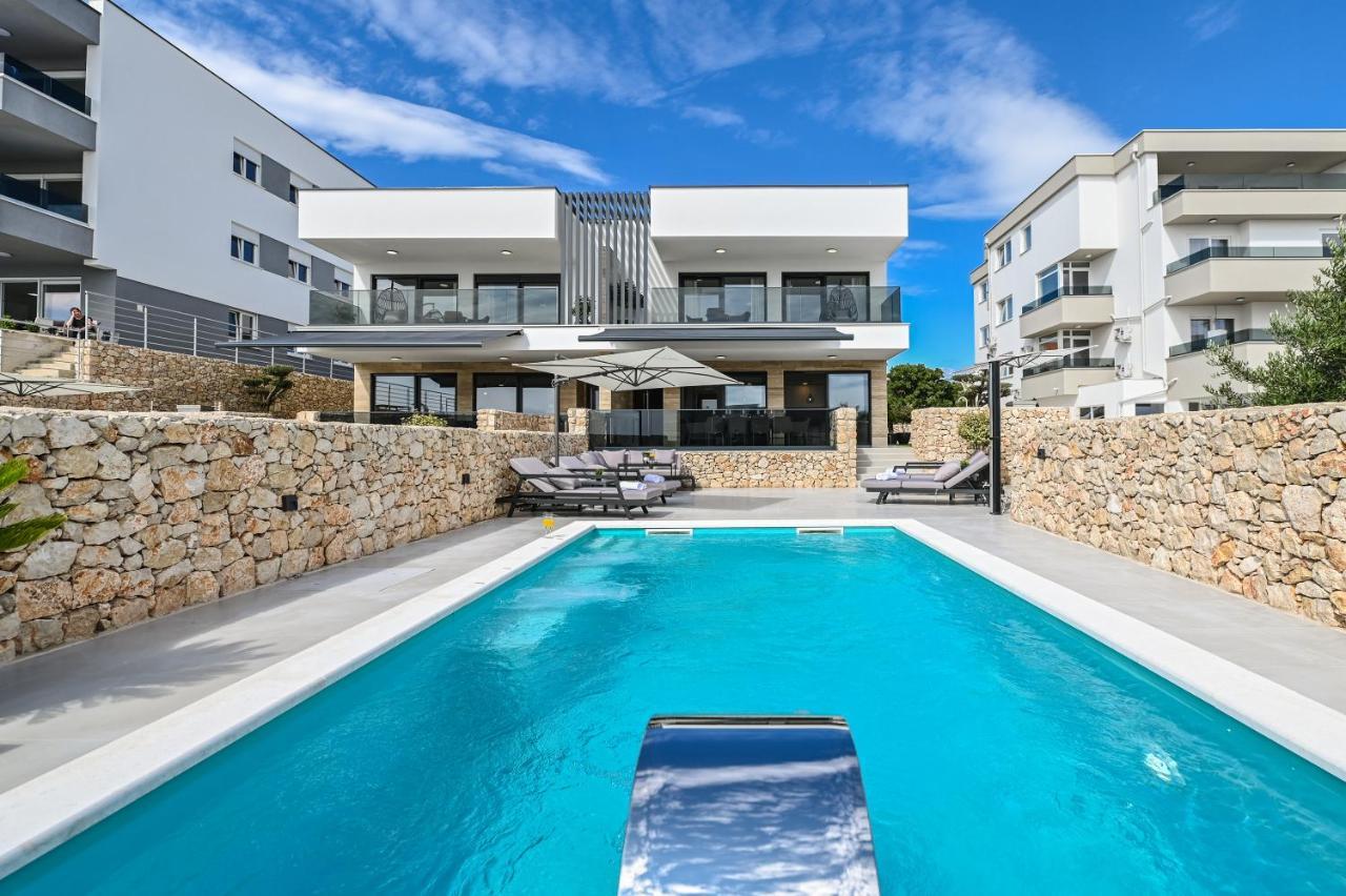Villa Luxury Great Escape & Noa Novalja