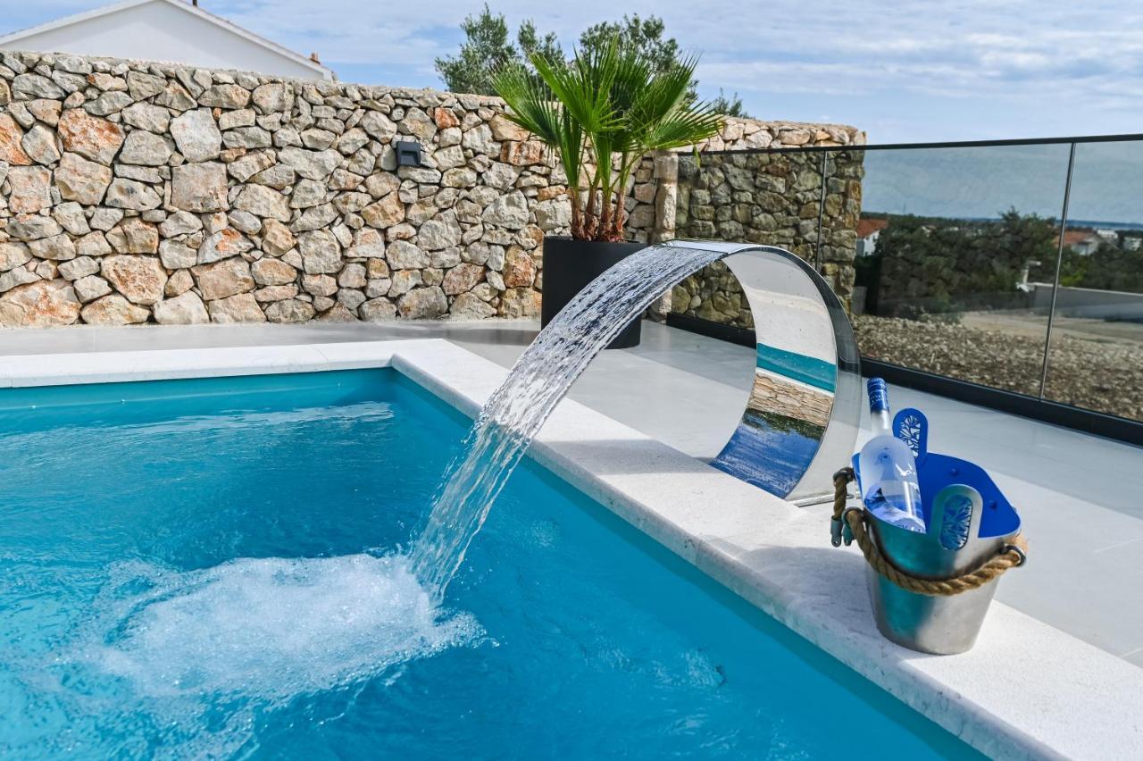 Luxury Great Escape & Noa Novalja